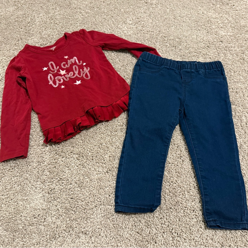 Toddler Vibrant set 

2 pieces of 2T and 24M